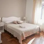 Orsini Oda ve Kahvaltı