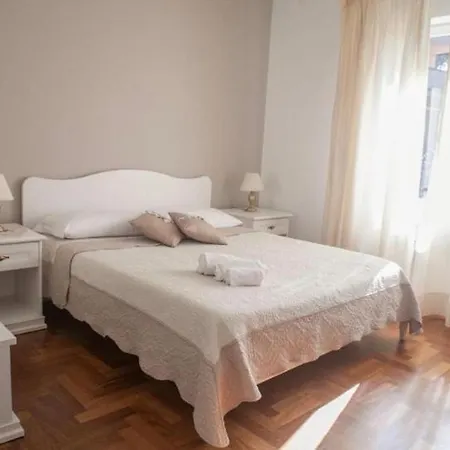 Orsini Nocleg ze śniadaniem