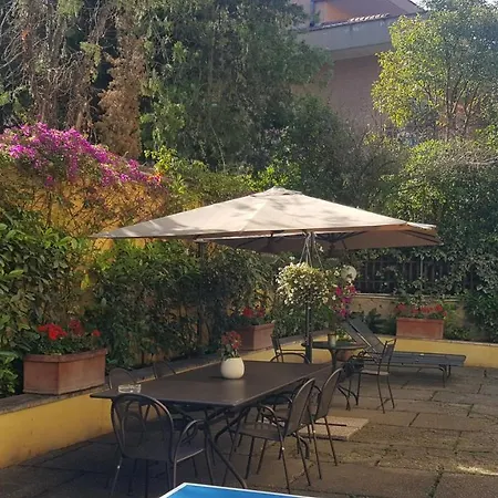 Orsini Bed & Breakfast 4*