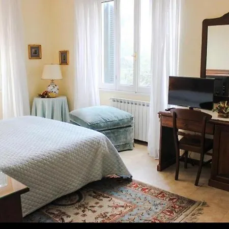 Oda ve Kahvaltı Orsini 4*