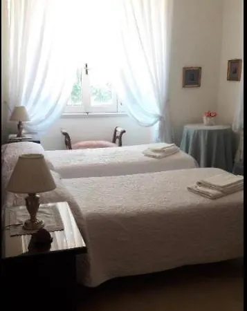 Orsini Oda ve Kahvaltı