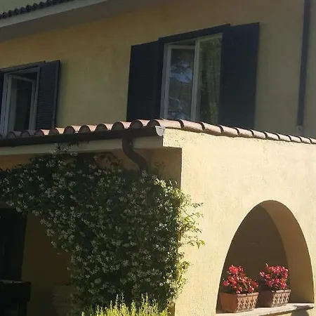 Orsini Oda ve Kahvaltı 4*